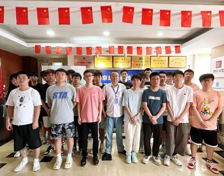 近期結班留影 | 百尺竿頭，更進一步，加